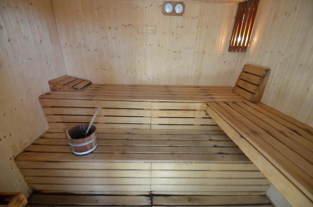 Luxury 3 Beds Villa Inside The Resort And Country Club エステポナ